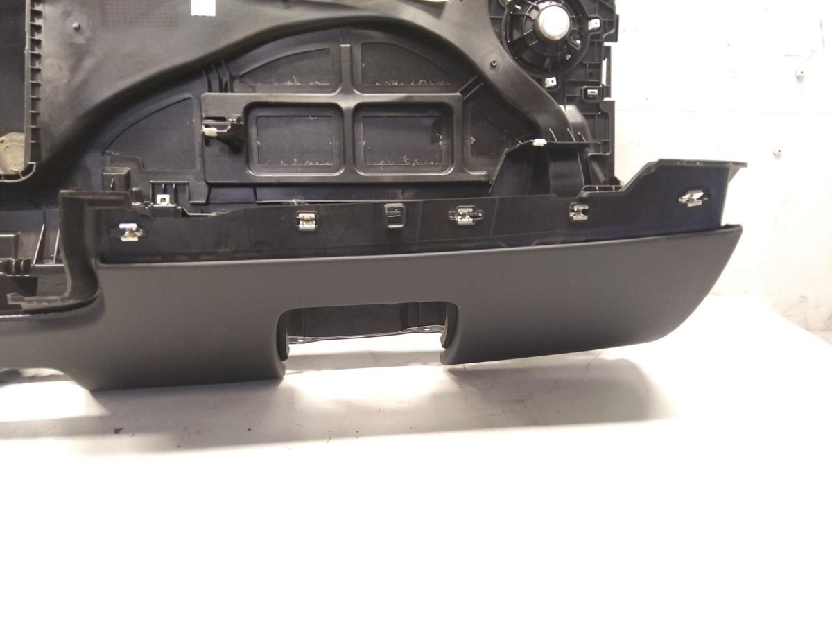 Tesla Model Y original Armaturenbrett Cockpit schwarz BJ2023