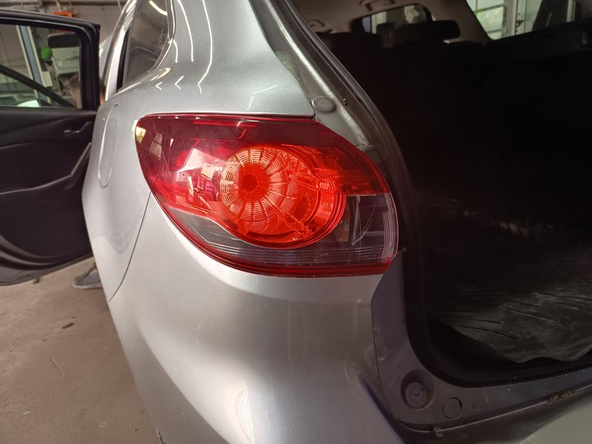 Mazda 6 Kombi GJ orig Rückleuchte links außen Heckleuchte Led Bj 2015