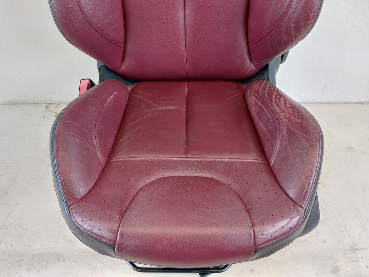 Citroen DS3 Sport Chic Sitz vorn links Fahrersitz Leder Ledersitz weinrot