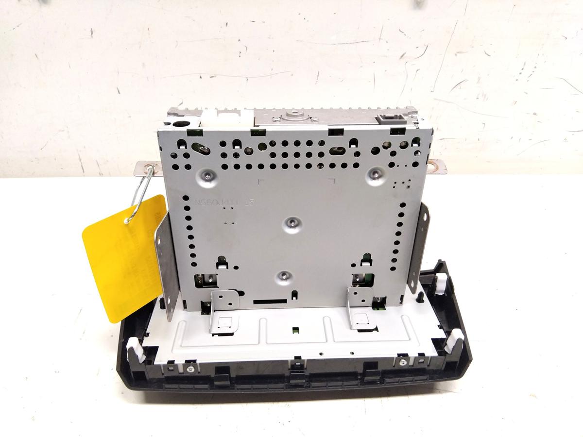Mitsubishi Space Star A0 original Radio mit CD 8701A358 Bj.2013