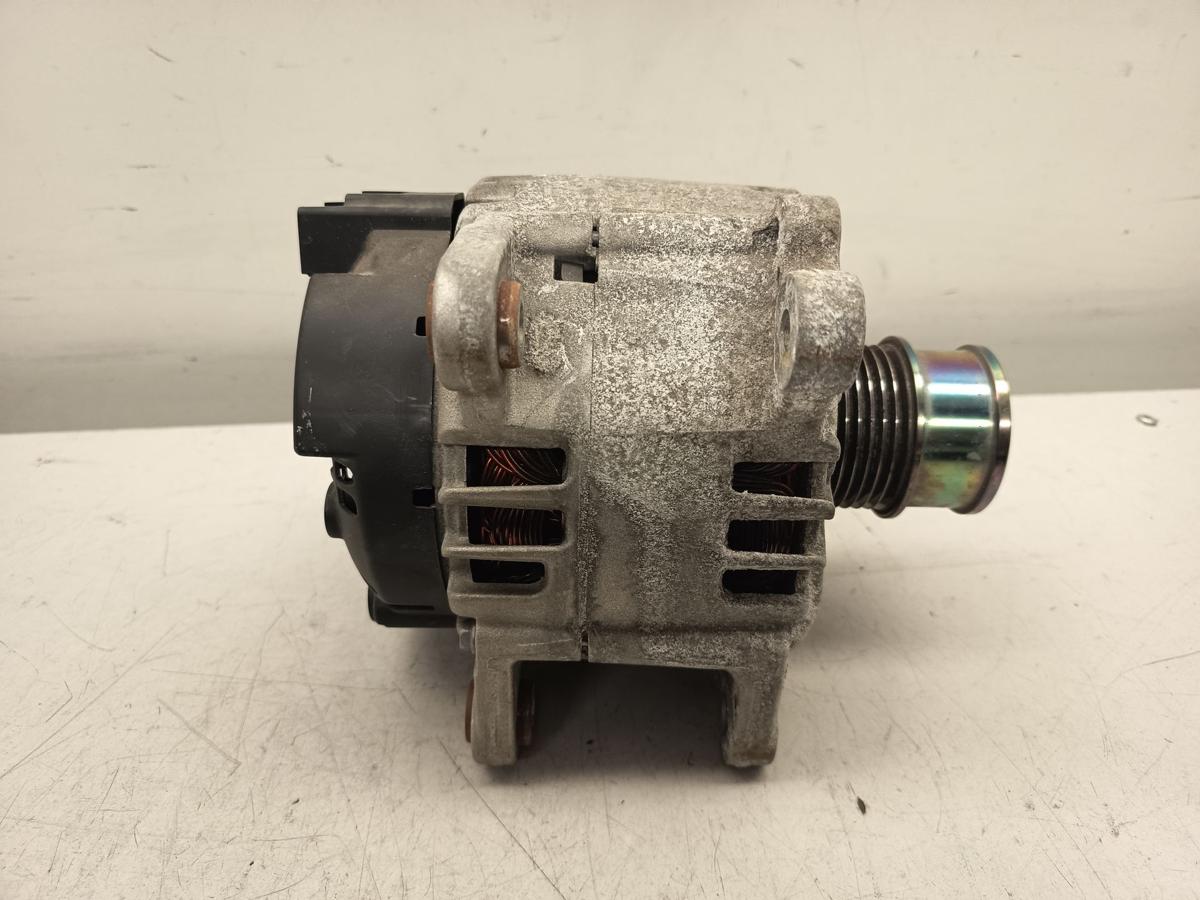Original VAG Lichtmaschine Generator Valeo 140A 04C903023K Bj 2015 Seat Leon