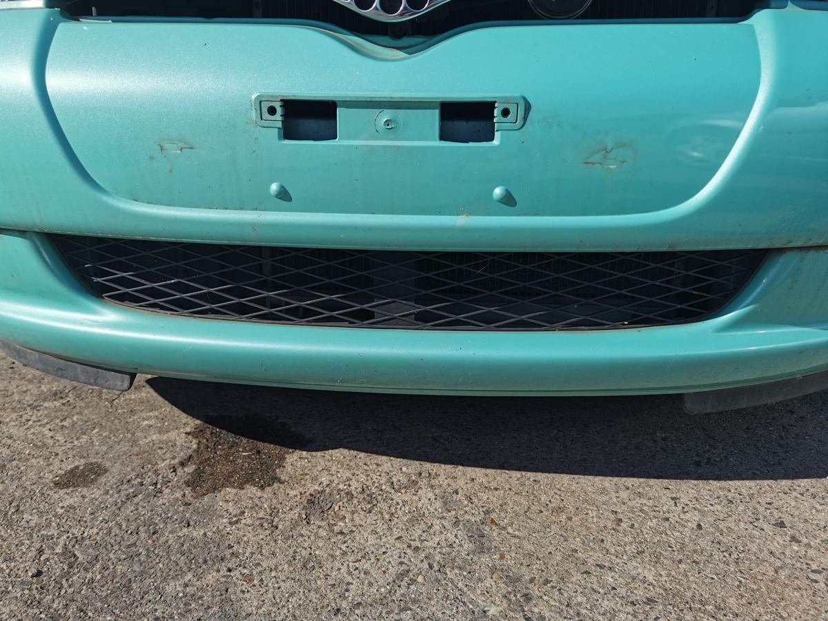 Toyota Yaris XP10 Stossstange Stossfänger Bumper vorn 764 Light Aqua Met bis 03