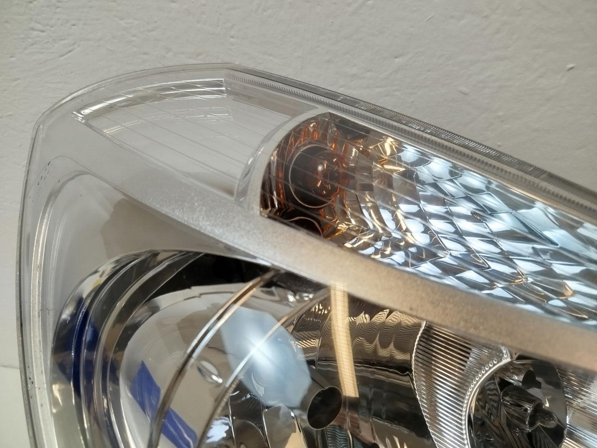 Renault Clio 3 III R Scheinwerfer rechts Lampe Hauptscheinwerfer Halogen bis 09