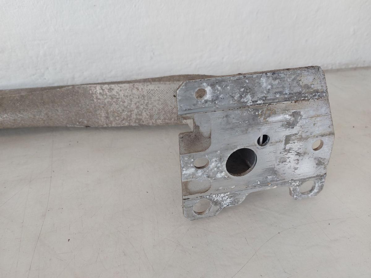 Renault Megane III 3 Tr&auml;ger Sto&szlig;f&auml;nger hinten Alutr&auml;ger Pralltr&auml;ger Heck 5 t&uuml;rer