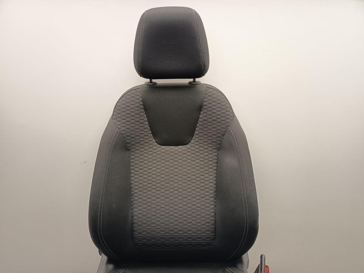 Opel Astra K original Sitz vorne rechts Stoff Sitzheizung Baujahr 2018