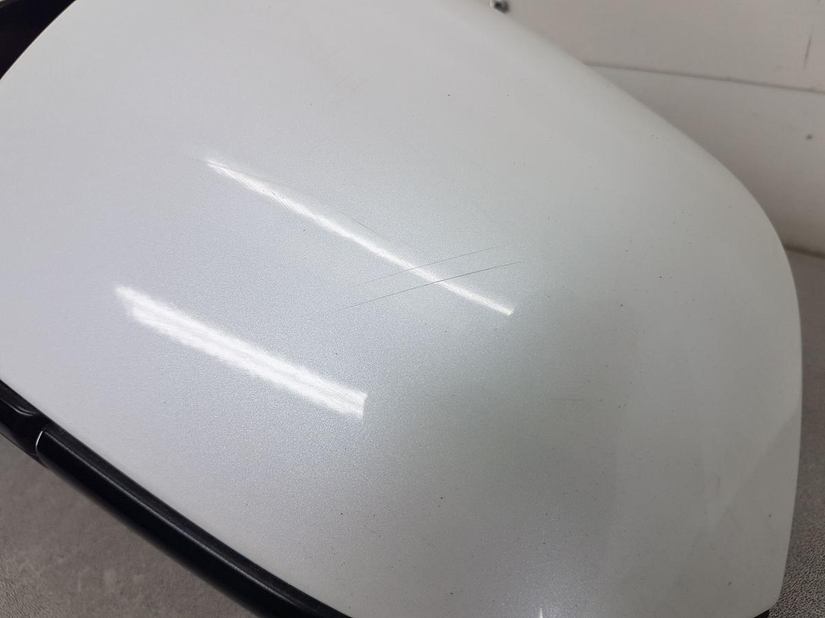 Tesla Model Y Au&szlig;enspiegel in PPSW Pearl White Bj22 elek 11 Pins Modell bis Bj25