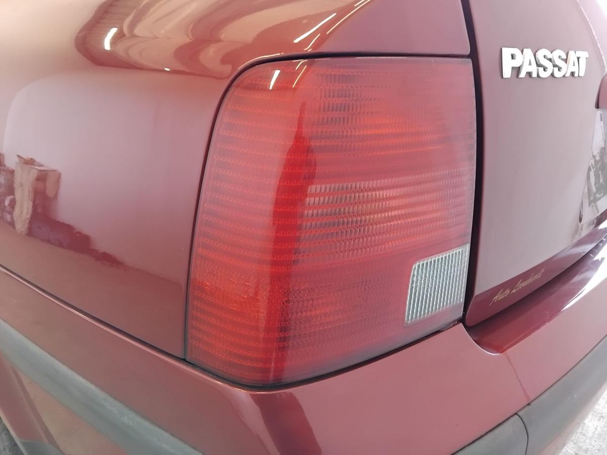 VW Passat 3B Limousine original R&uuml;ckleuchte Heckleuchte links BJ1997