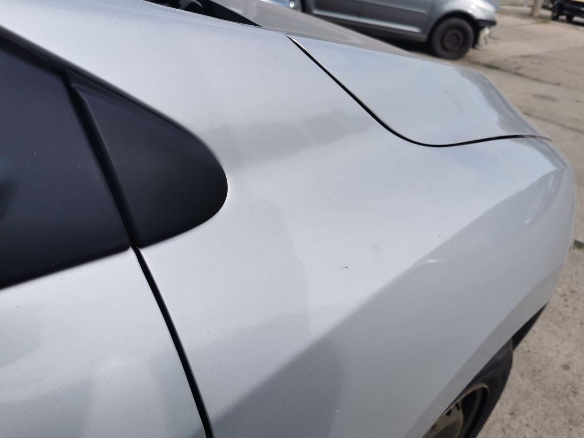 Renault Megane III Z Kotflügel Fender Seitenwand vorn rechts TED69 Grey met