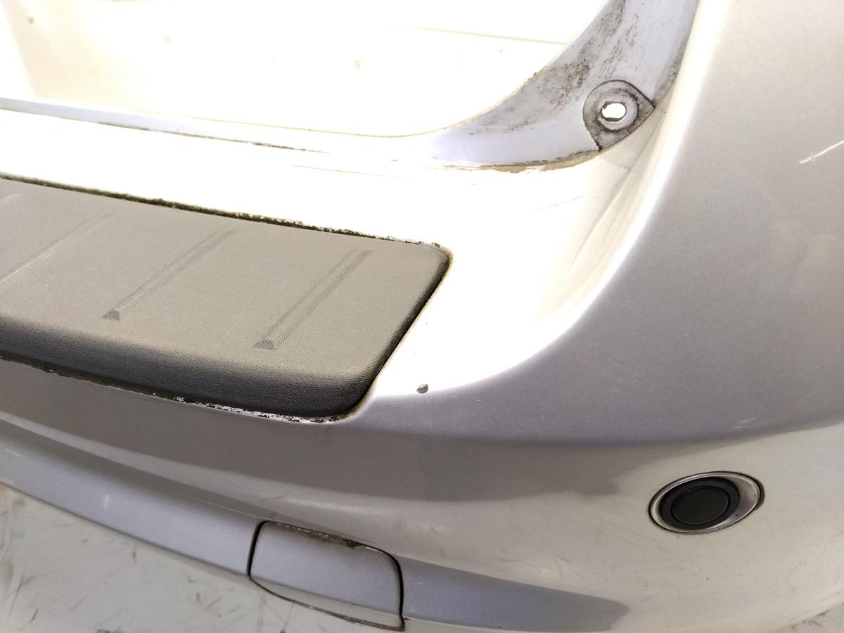 Volvo V50 Facelift Sto&szlig;f&auml;nger Sto&szlig;stange hinten mit PDC besch&auml;digt Bj.2008