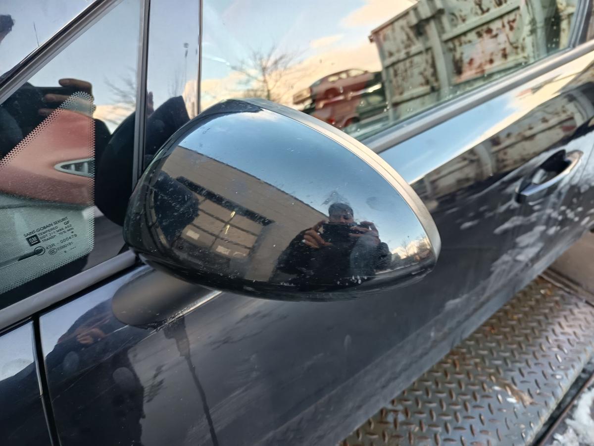 Opel Corsa D original Aussenspiegel links elektrisch Z20R Saphirschwarz Bj 2009