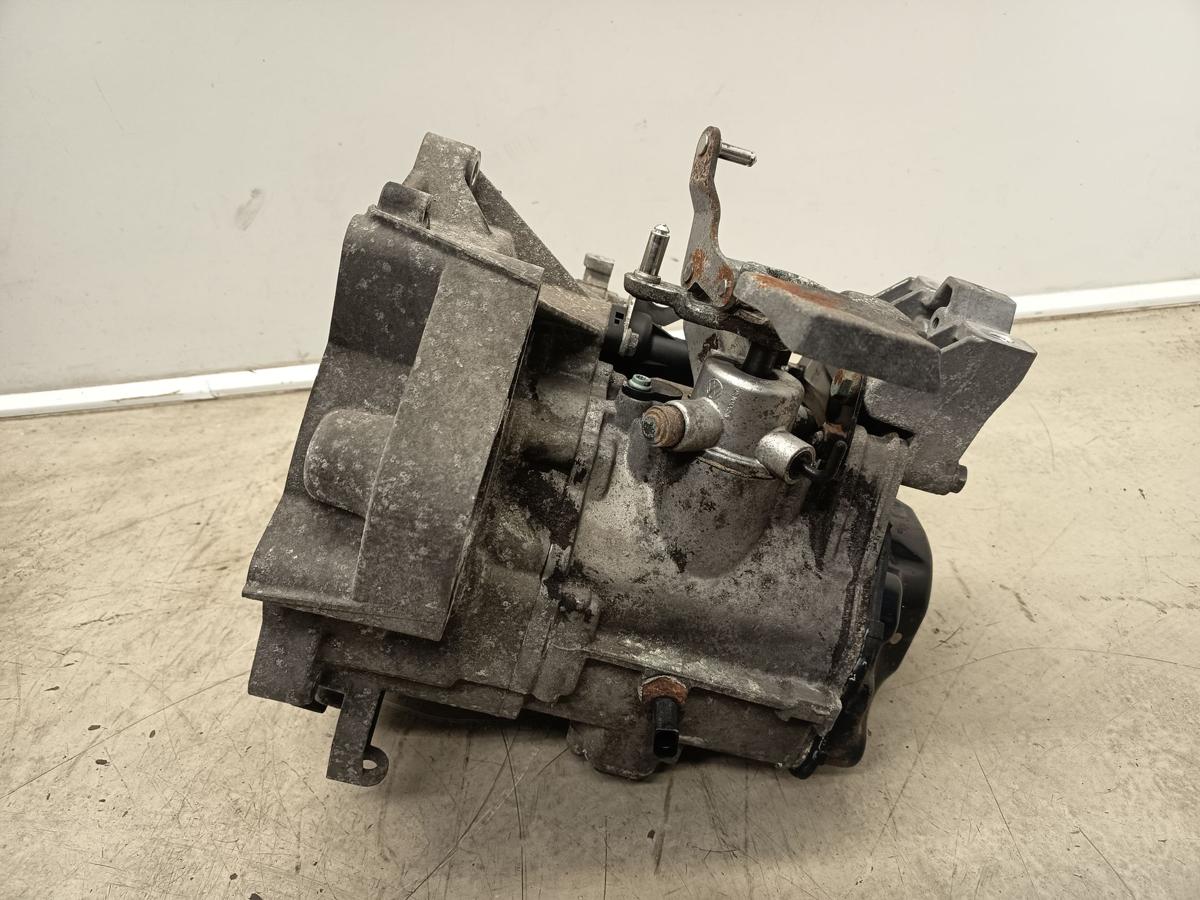 VW Golf V original Schaltgetriebe 5G 1.4l 55kW Benzin FXQ Baujahr 2003