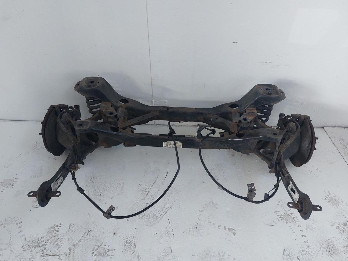 Ford Focus DYB CEW Turnier Hinterachse Achse Achstr&auml;ger hinten Kombi OEM