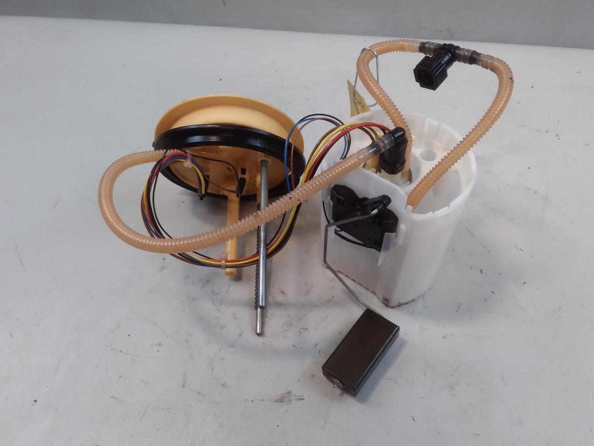 Seat Alhambra 7N original Kraftstoffpumpe Vorf&ouml;rderpumpe 2.0TDI 110kw Bj.2015