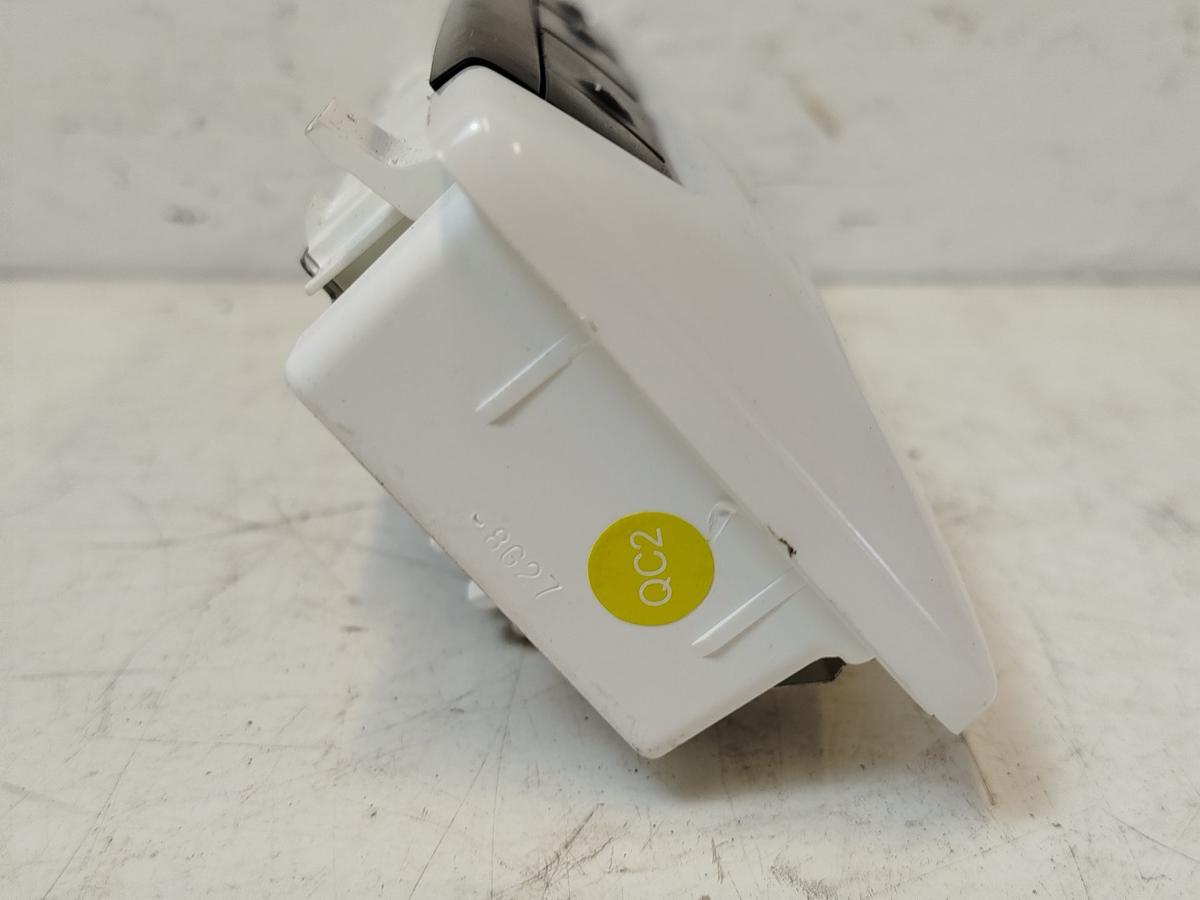 Nissan Leaf ZE1 40kWh Innenleuchte Dachleuchte Leselampe vorn OEM