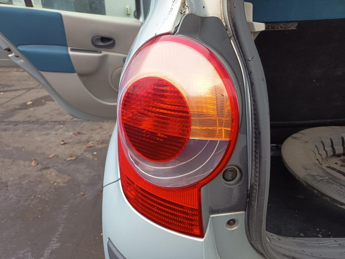 Renault Modus original R&uuml;ckleuchte links Heck/Schluss/Licht Bj 2004