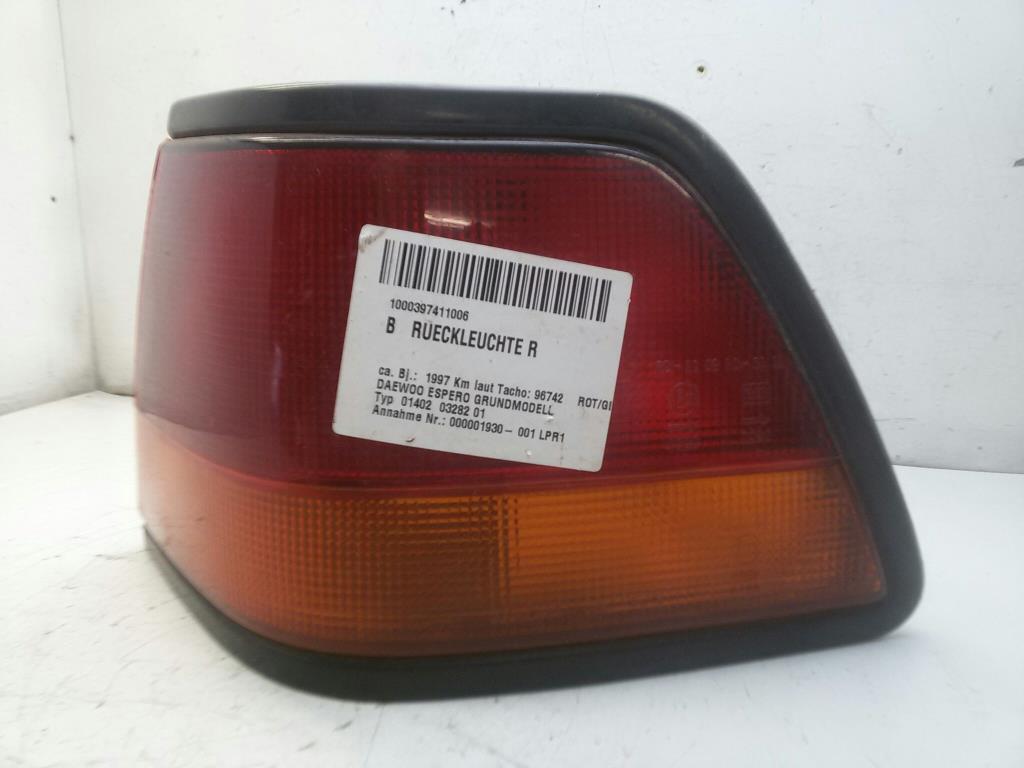 Daewoo Espero Rückleuchte Schlussleuchte rechts BJ1997