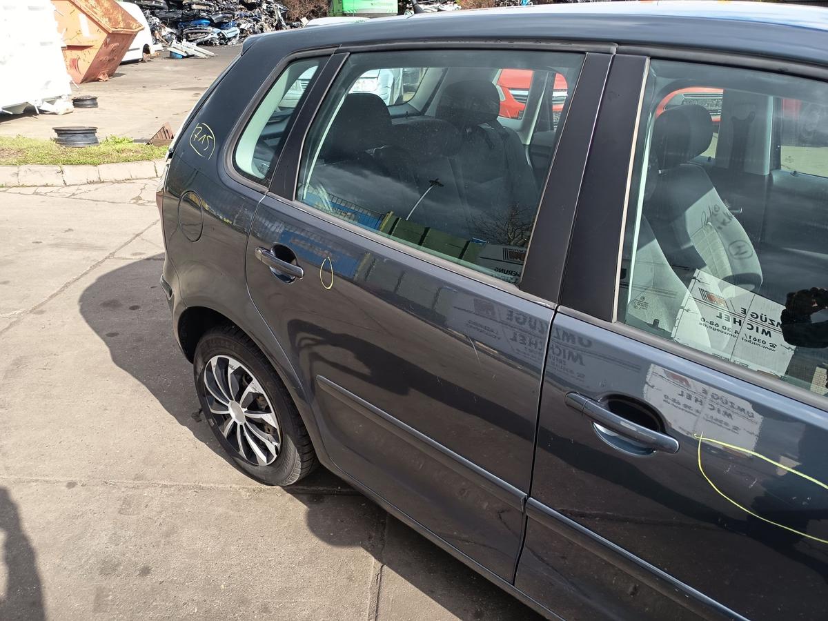 VW Polo 9N3 original T&uuml;r hinten rechts Fond 5t&uuml;rer C7V Anthrazitblau Bj 2007