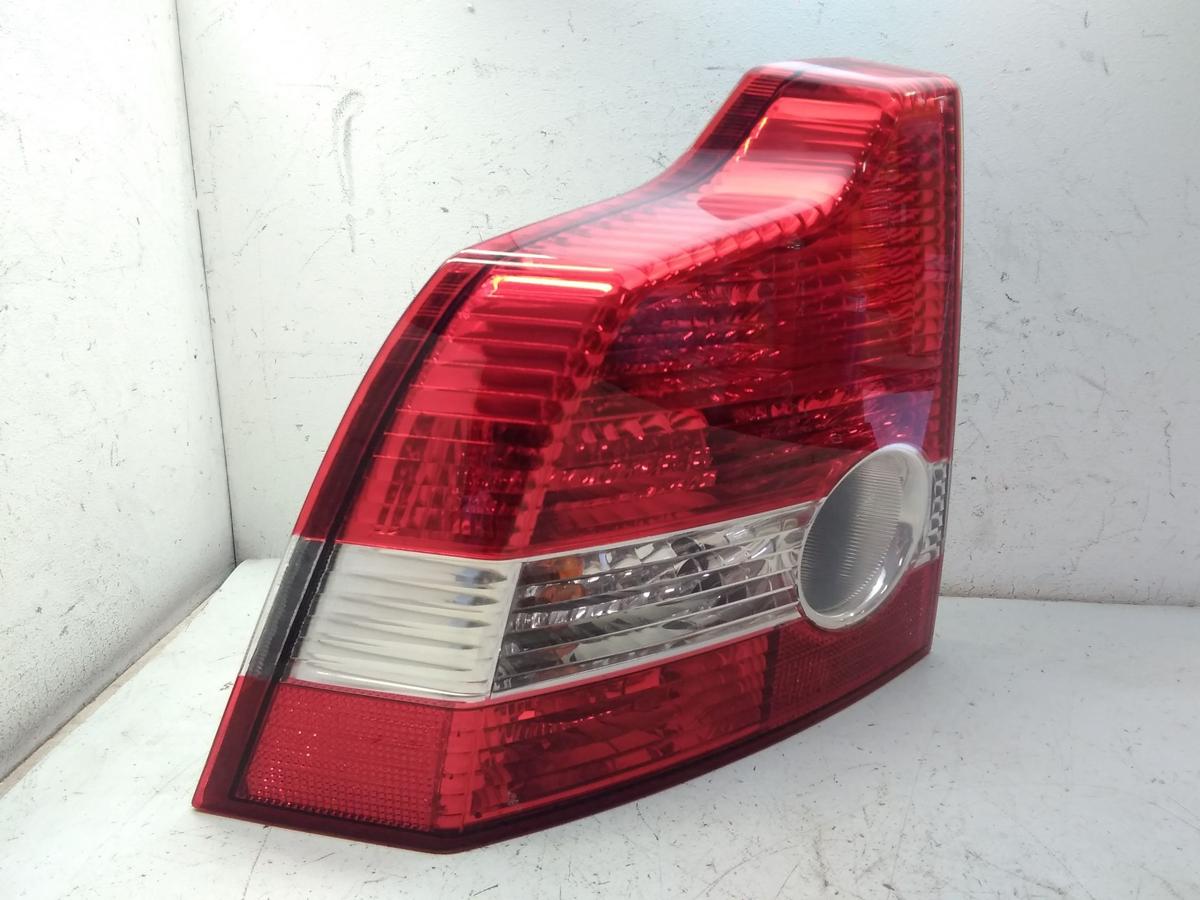 Volvo S40 II Limo original R&uuml;ckleuchte Schlussleuchte links BJ2006 30698912