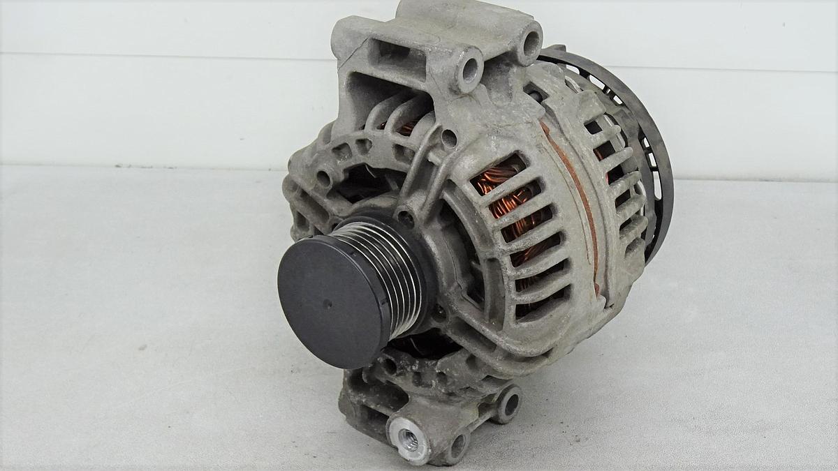 BMW 1er E87 Lichtmaschine Generator 110A Bj2005 7532964 7532968 0124325116 1,6 85kw