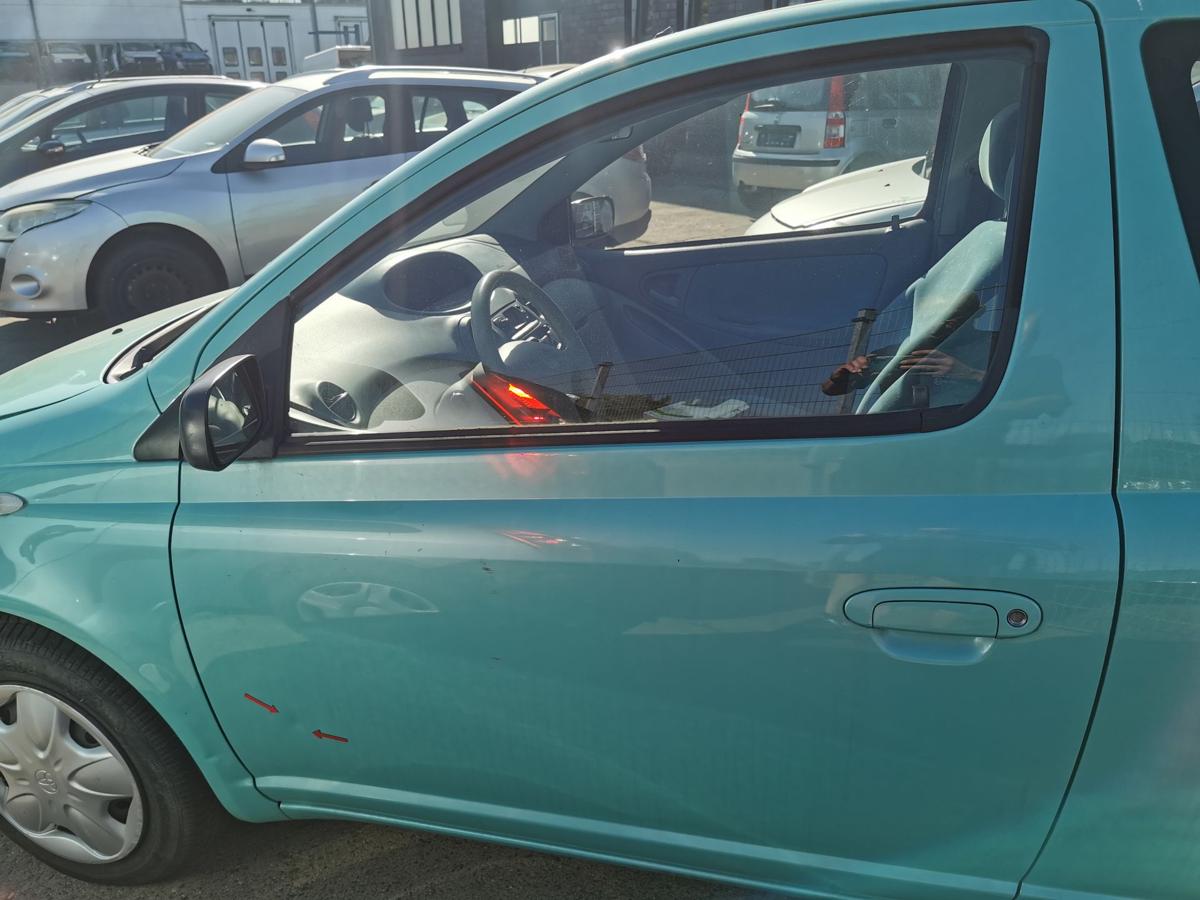 Toyota Yaris XP10 Fahrertür Tür Autotür vorn links 3T 764 Light Aqua Japan DELLE