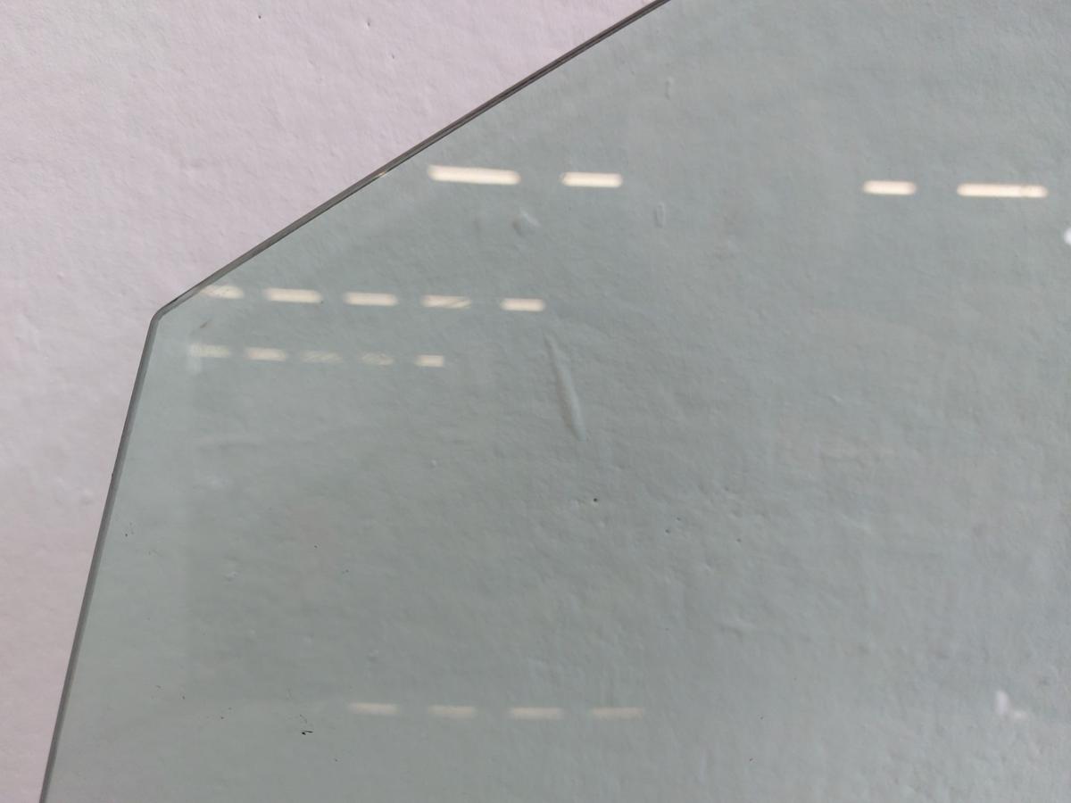 VW Passat 3C B6 Variant T&uuml;rscheibe vorn links Seitenscheibe Fahrert&uuml;r Colorglas