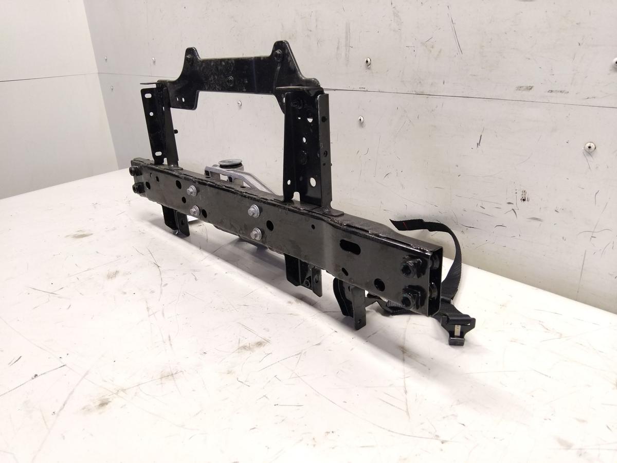 Volvo EX30 2WD original Querträger vorn für Klimakompressor und Batterie Bj.2024