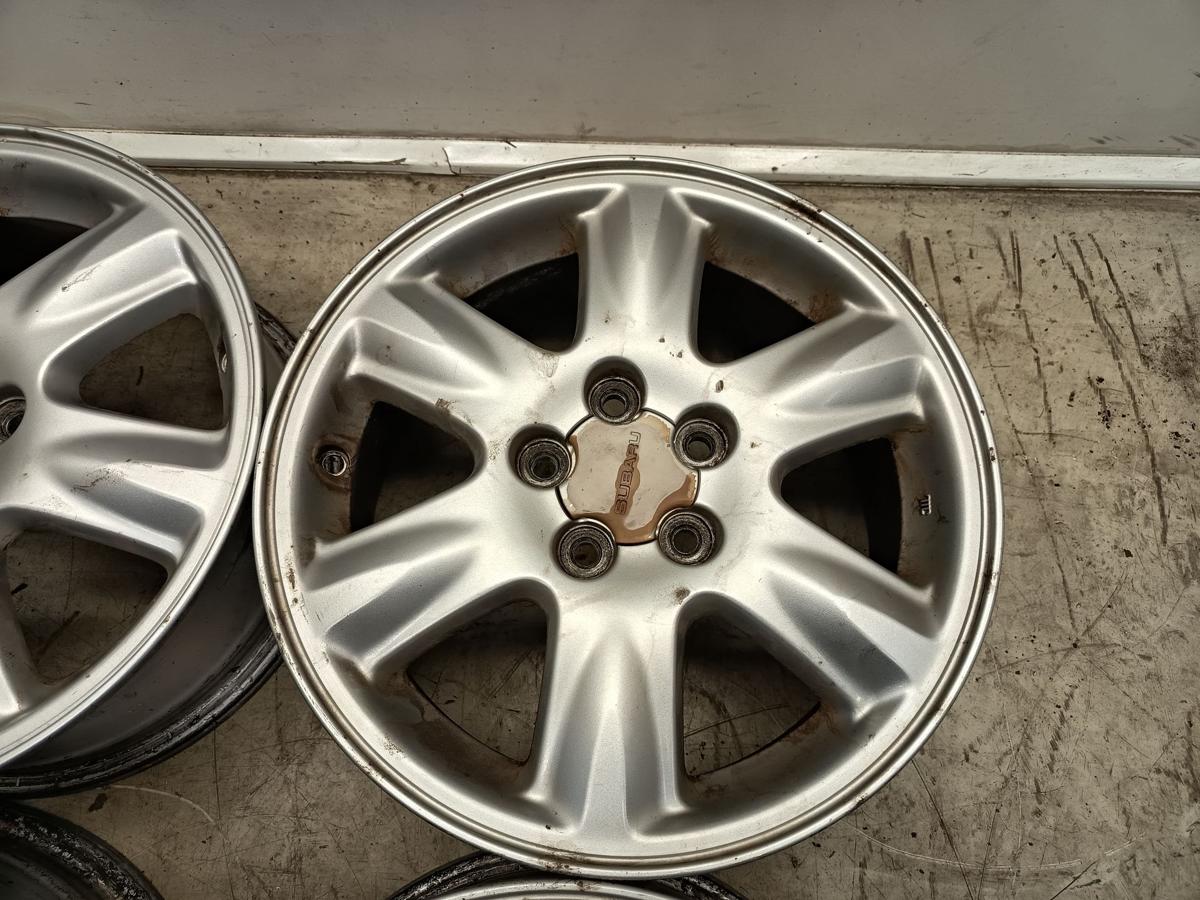 Subaru Forester SG original Alufelgensatz 6x15 ET48 Baujahr 2005