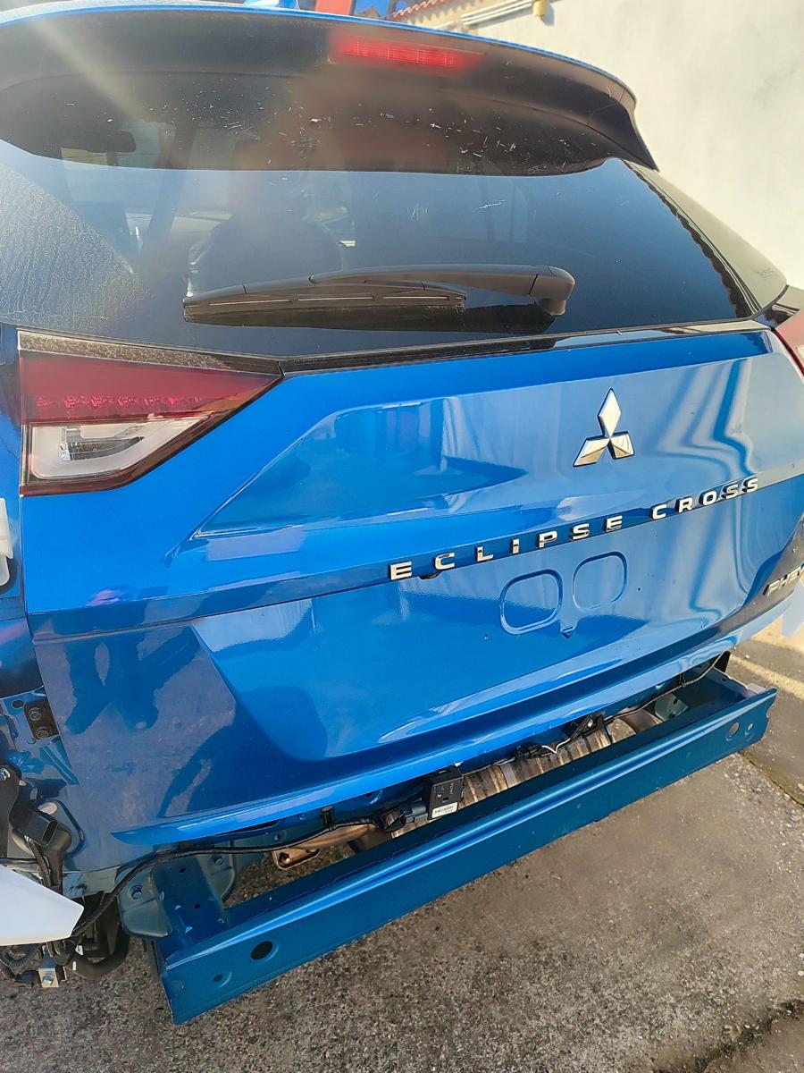 Mitsubishi Eclipse Cross original Heckklappe Heckscheibe Heckblende blau D06B
