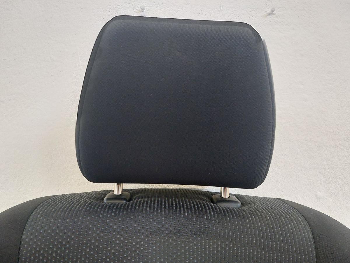 Mazda 3 Typ BL Sitz vorn links Fahrersitz Stoff mit Heizung Autositz