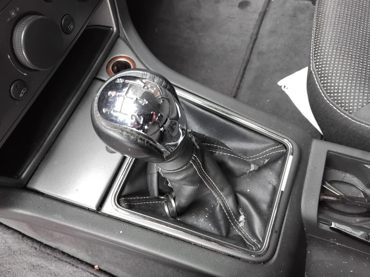 Opel Signum Schaltgetriebe 5 Gang F23 2.2 114kw Z22YH 133505km BJ2005