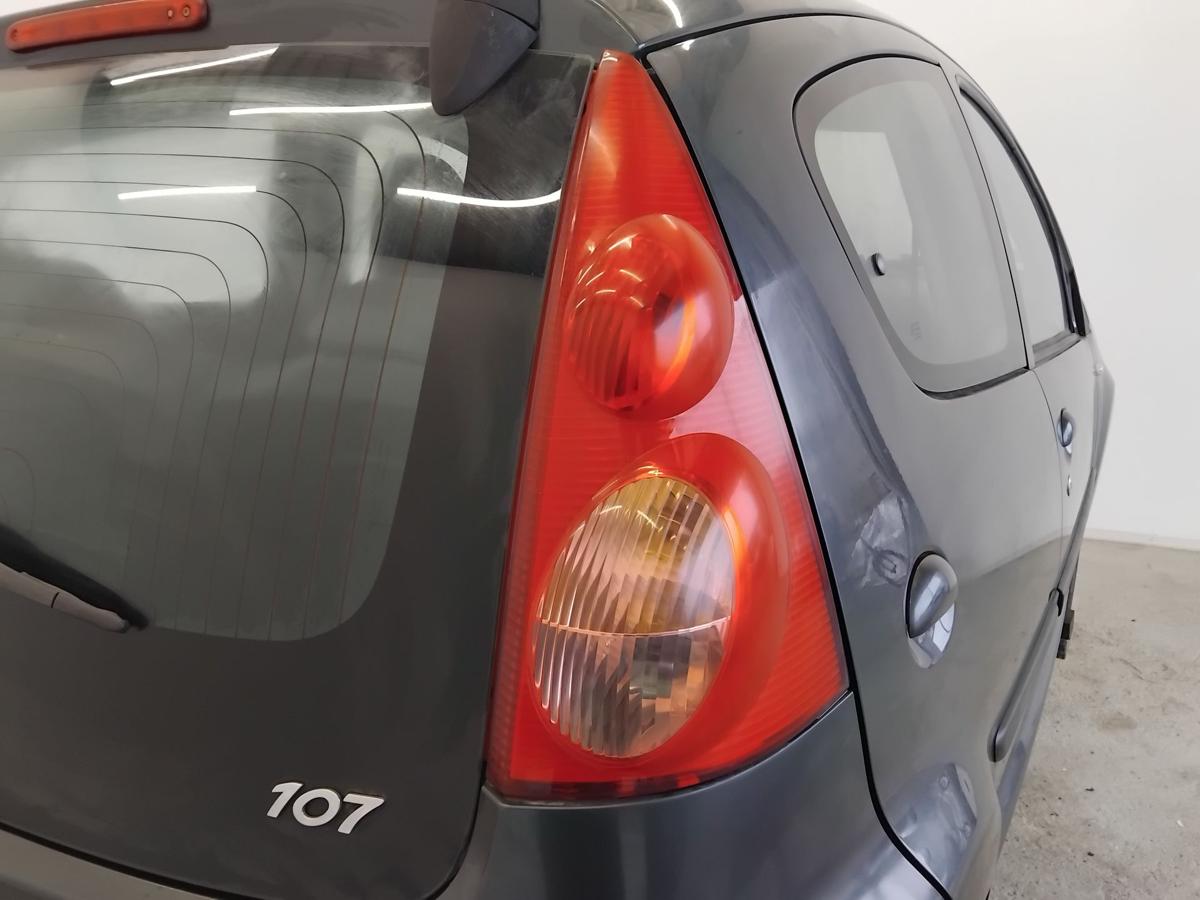 Peugeot 107 original R&uuml;ckleuchte Schlussleuchte rechts BJ2009