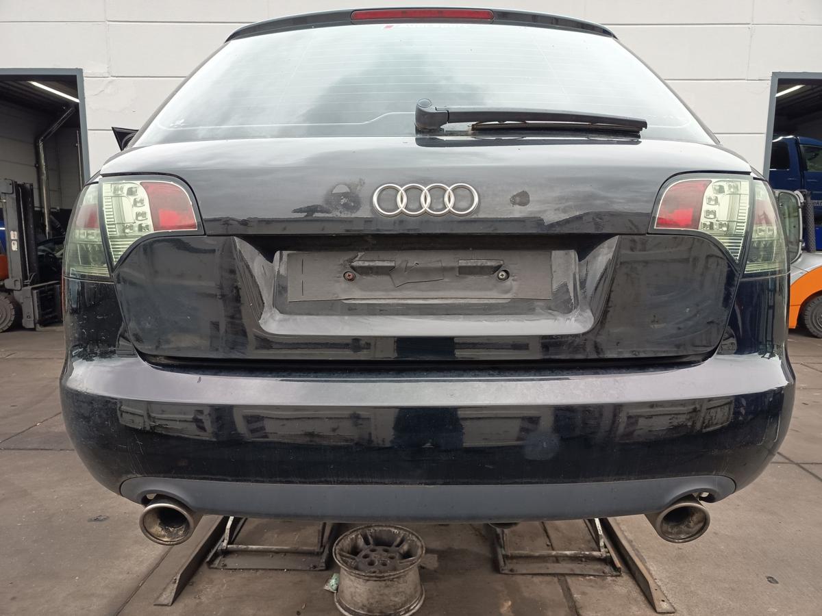 Audi A4 B7 Avant original Sto&szlig;stange F&auml;nger hinten Heck Y9B Brillantschwarz