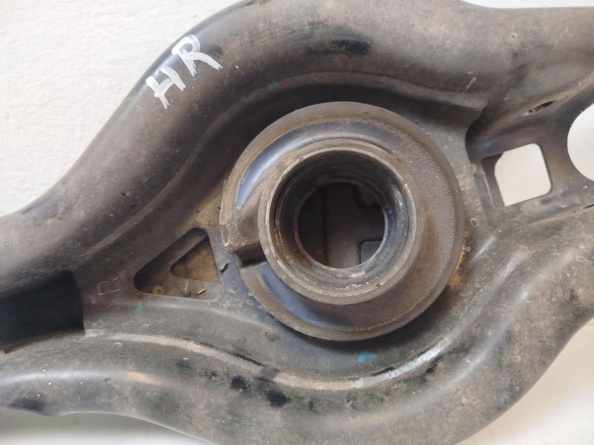 NIO EL6 Elektro SUV Querlenker hinten rechts unten Achslenker Hinterachse