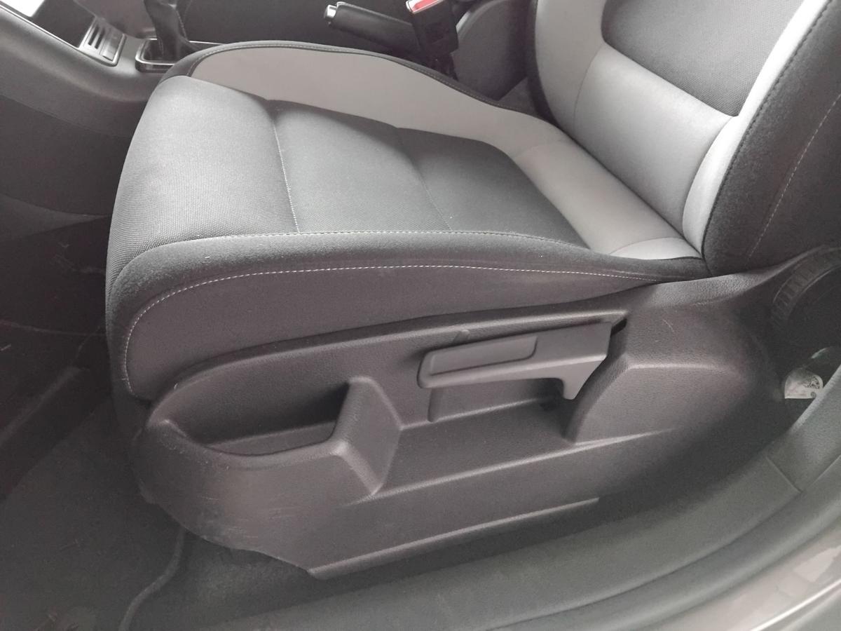 VW Golf Plus II 1KP original Sitz vorn links Fahrersitz Stoff beheizt BJ2013