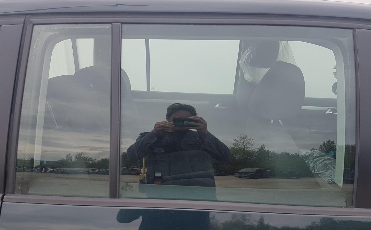 VW Touran 1T3 Dreieckscheibe T&uuml;r hinten rechts in gr&uuml;ncolor Bj2013