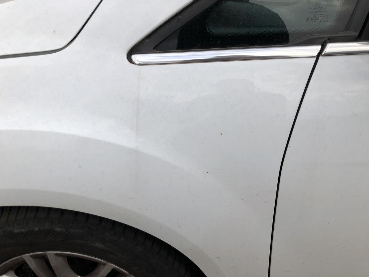 Ford C-Max CB7 Kotfl&uuml;gel vorn links Fahrerseite Seitenwand Frost Wei&szlig;