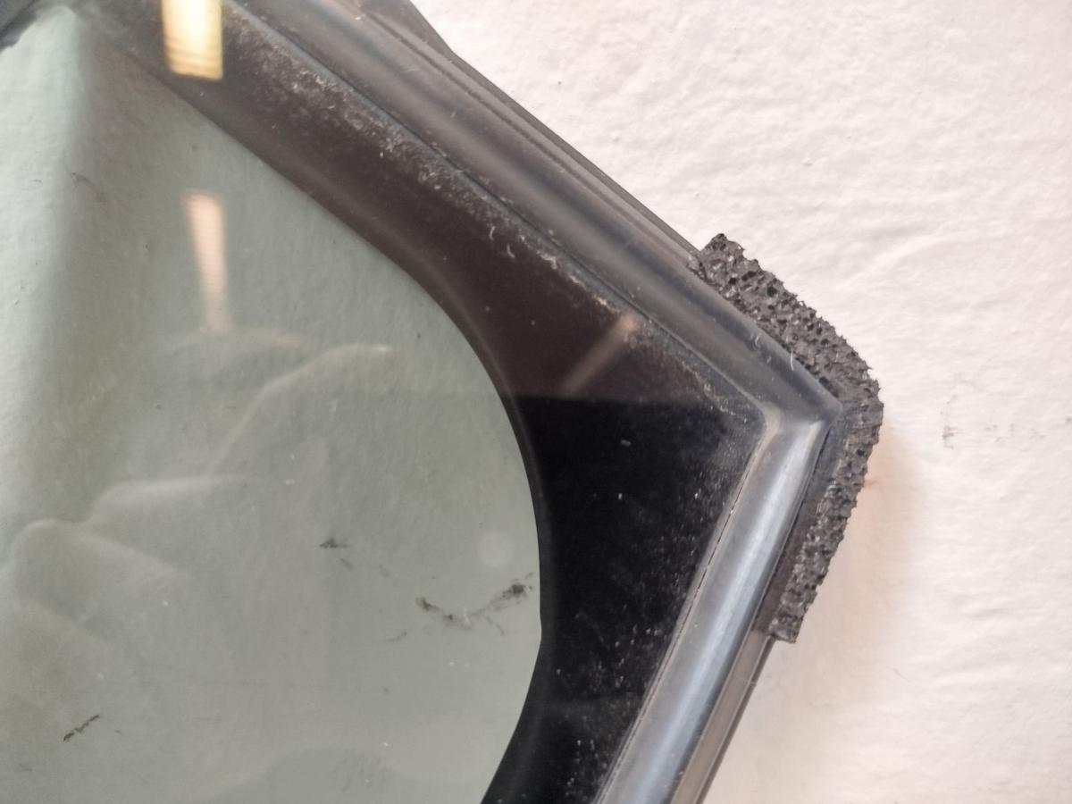 Nissan Leaf ZE1 40kWh Dreieckscheibe T&uuml;r hinten links Werkst&ouml;nung