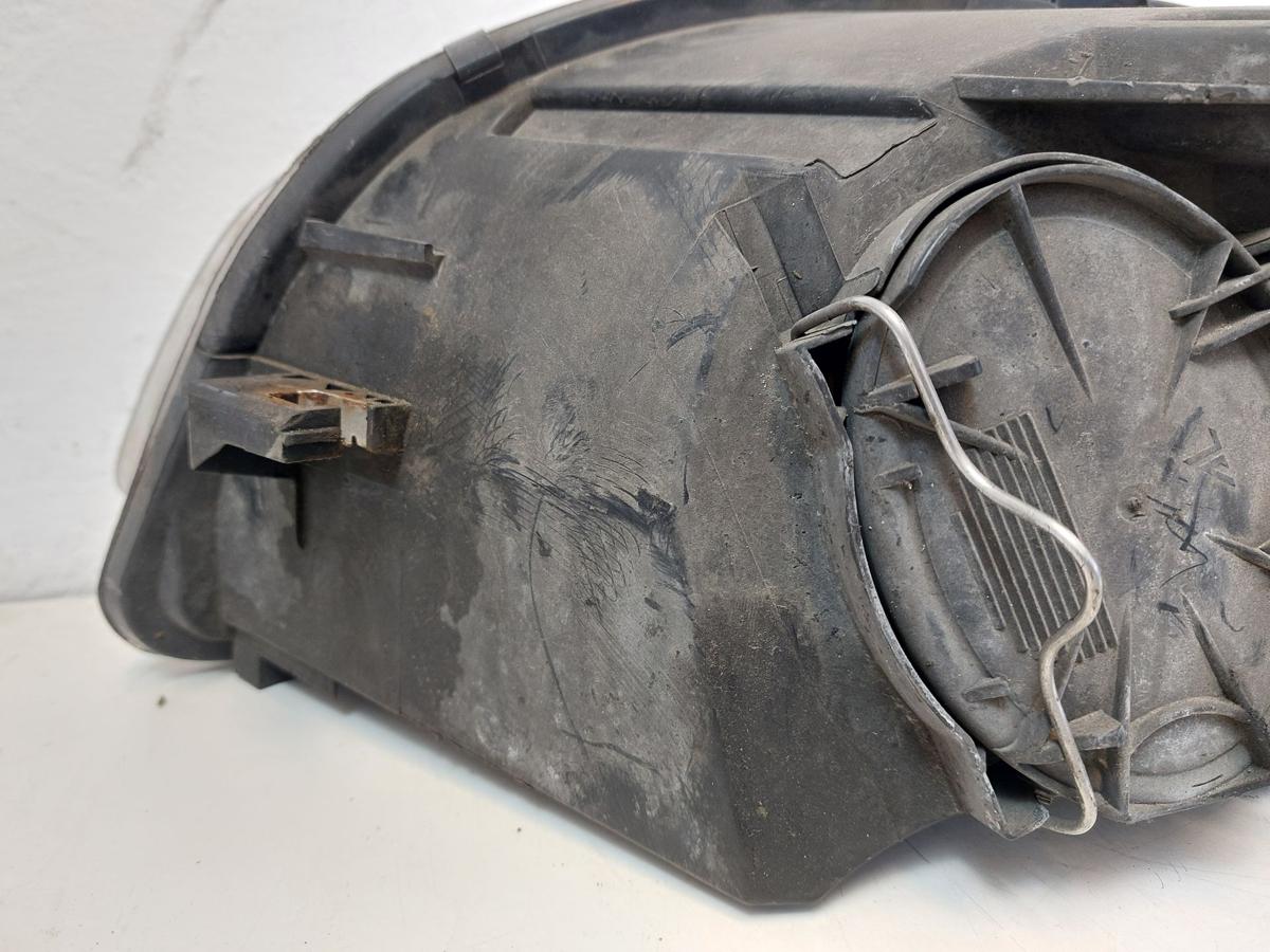 Audi A4 8E 8EC B7 Avant Scheinwerfer rechts Frontscheinwerfer Halogen OEM