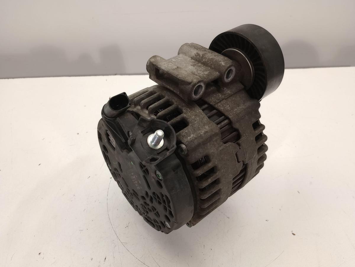 BMW 1er E81/E87 orig Lichtmaschine Generator 2.0l 105kW Benzin 180A Bj 2008