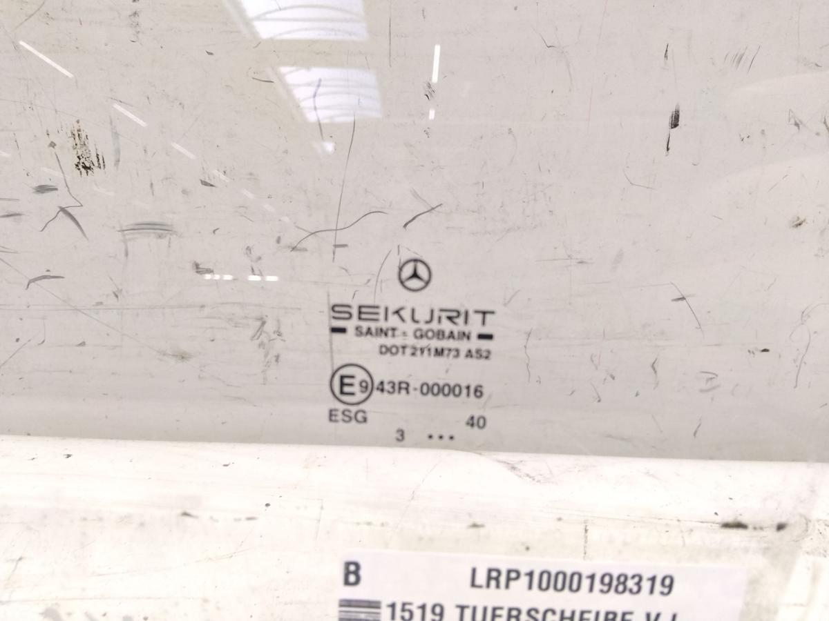 Mercedes Benz Vito 639 T&uuml;rscheibe vorn links Klarglas Bj.2004