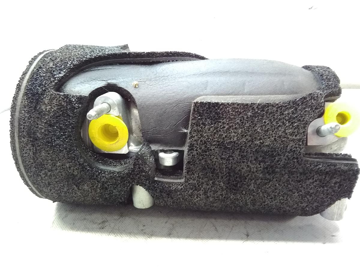 Tesla Model Y Bj.2021 original Klimakompressor 1501256-01-K