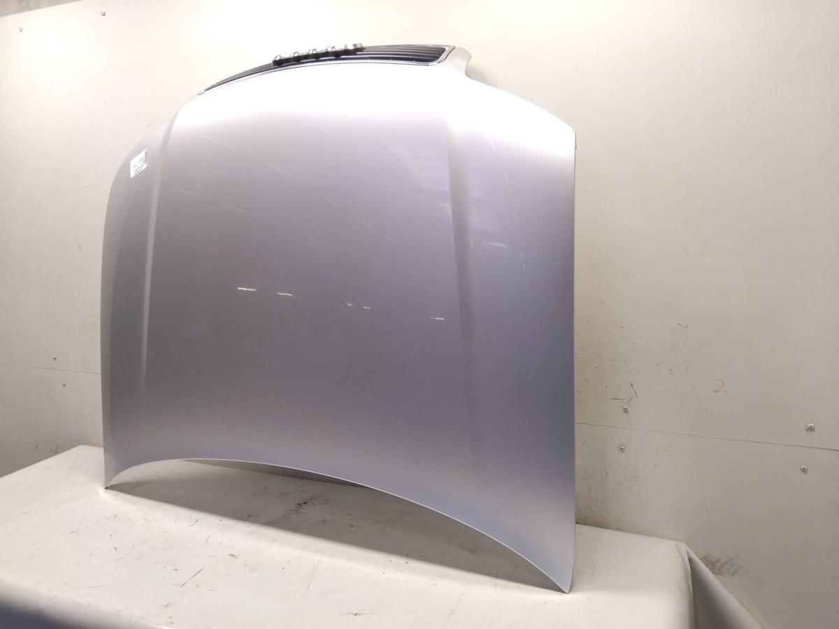 Audi A4 8E original Motorhaube LY7W Lichtsilber Metallic mit Grill BJ2004