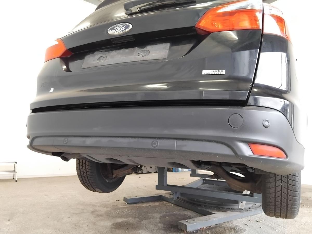 Ford Focus 3 DYB Turnier orig Sto&szlig;f&auml;nger Sto&szlig;stange hinten PDC BJ2011 pantherschwarz