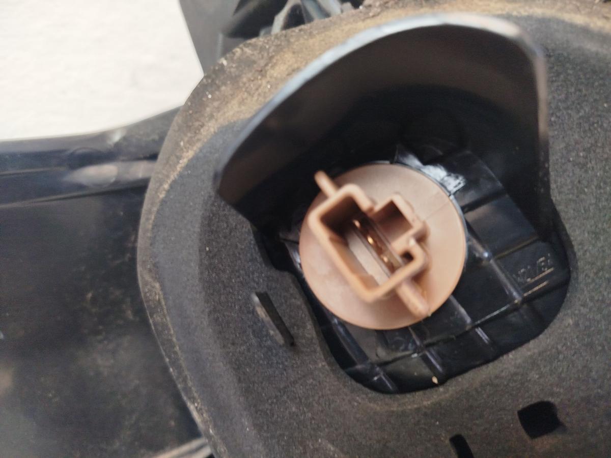 Toyota IQ Typ AJ R&uuml;ckleuchte rechts R&uuml;cklicht Heckleuchte Schlussleuchte