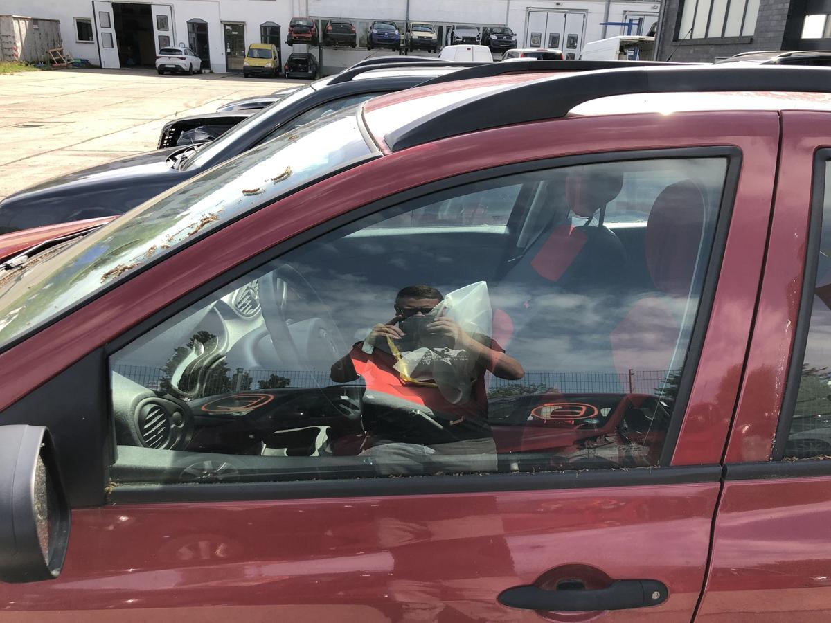 Renault Clio 3 III Grandtour T&uuml;rscheibe vorn links Seitenscheibe Scheibe Color