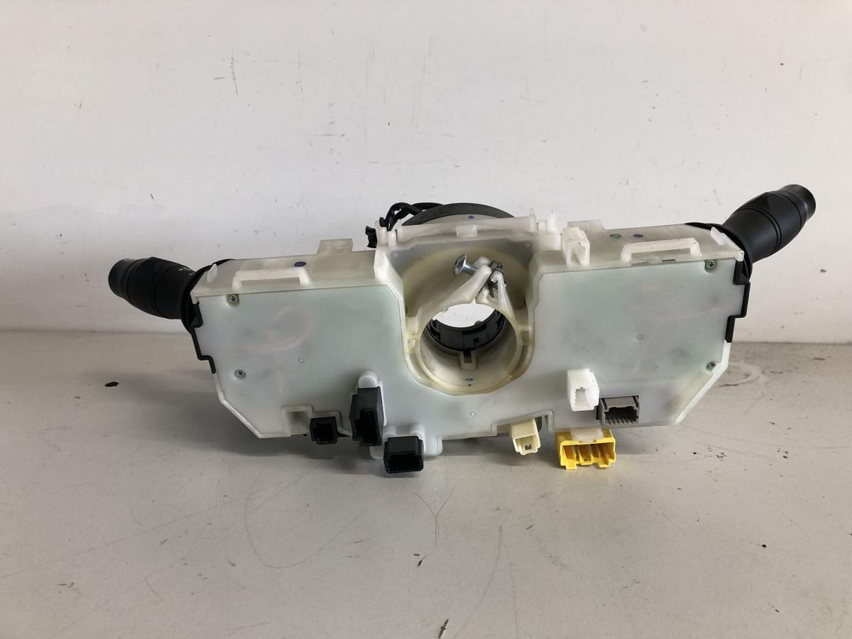 Renault Laguna III original Kombischalter Licht Wischer Radiobedienung Bj 2010