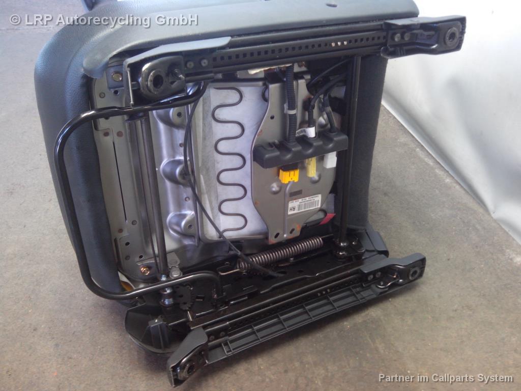 Kia Sportage 2 Typ JE Bj.2005 Sitz vorn rechts Beifahrersitz Kunstleder schwarz