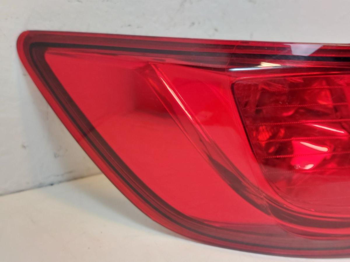 Renault Clio IV X98 TCe90 R&uuml;ckleuchte links au&szlig;en R&uuml;cklicht Heckleuchte Ecke