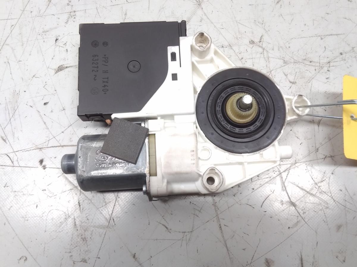Audi A3 8P original Fensterhebermotor vorn rechts mit T&uuml;rsteuerger&auml;t Bj.2010