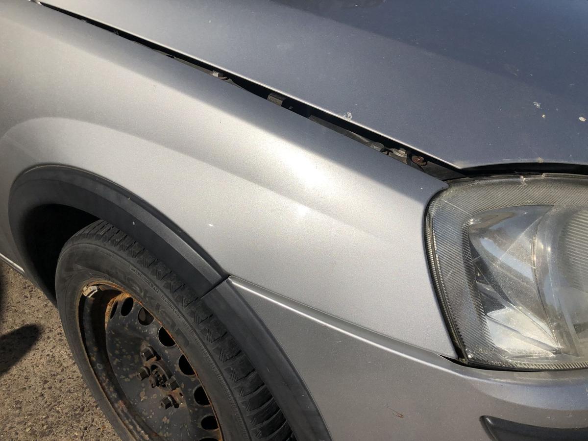Opel Corsa C ab 2003 Kotflügel vorn rechts Beifahrerseite Z157 Starsilber